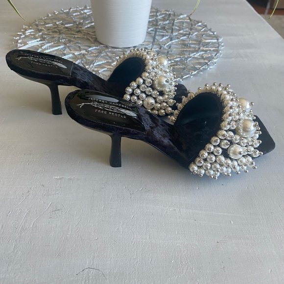 New Free People Jeffrey Campbell Portia Pearl Heels.     Size Us 6 - Picture 10 of 12